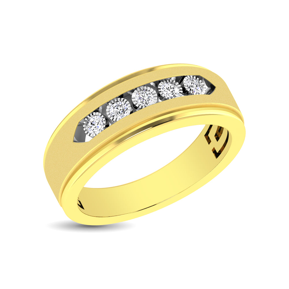 10K Yellow Gold 1/6 Ct.Tw. Diamond Illusion Mens Band