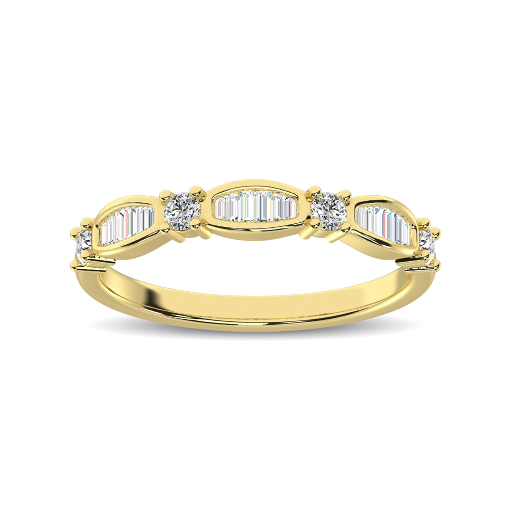 14K Yellow Gold 1/4 Ctw Round and Tapper Diamond Band Ring - thediamondsq